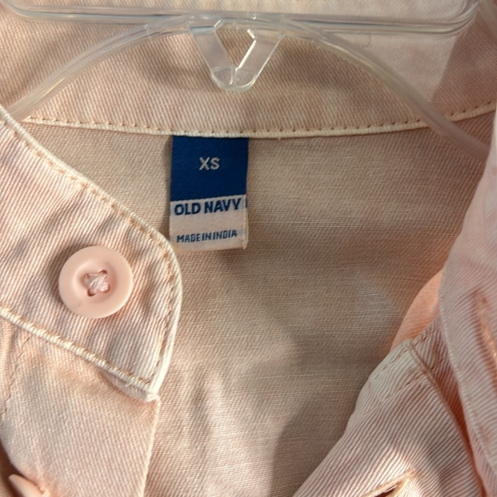 Old Navy Collarless Tie-Belt Utility Jumpsuit - Picture 7 of 11